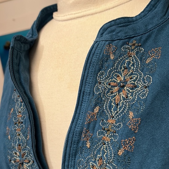 ERIKA Woman 2X Plus Sized Zip Up Lightweight Embroidered Teal Jacket - Picture 4 of 10